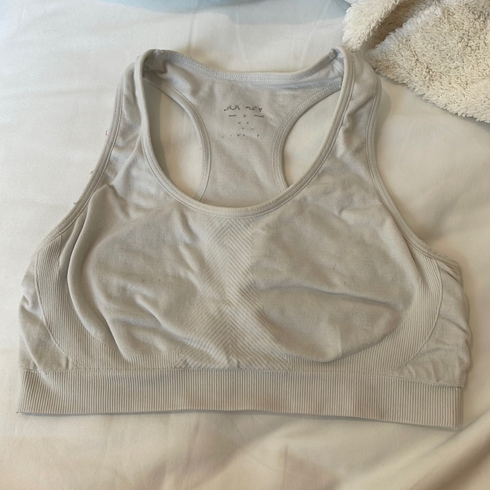 Sports bra